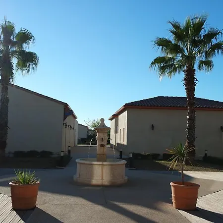 Jasses De Camargue 3*